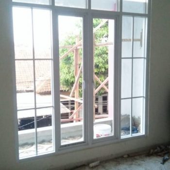 Satu Set Jendela & Pintu Aluminium